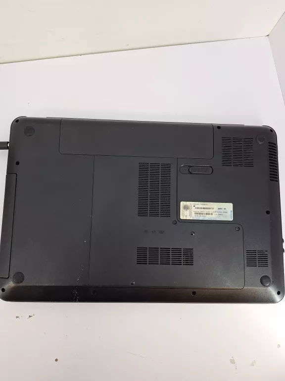 LAPTOP HP 210 750 GB 4 RAM