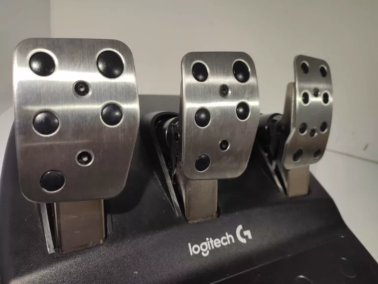 ZESTAW KIEROWNICA LOGITECH G29 + SKRZYNIA ZMIANY BIEGÓW + HAMULEC RĘCZNY