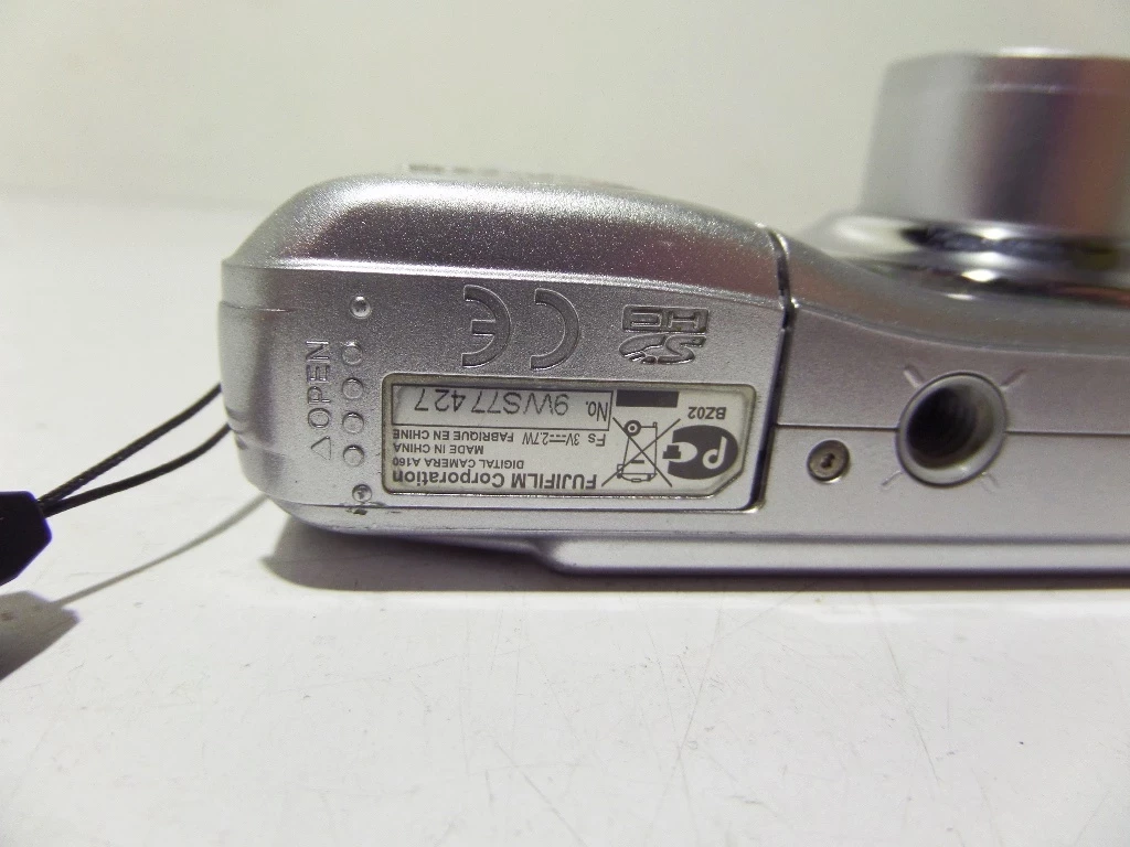 aparat-fujifilm-bz-02-kod-producenta-dsc-s70