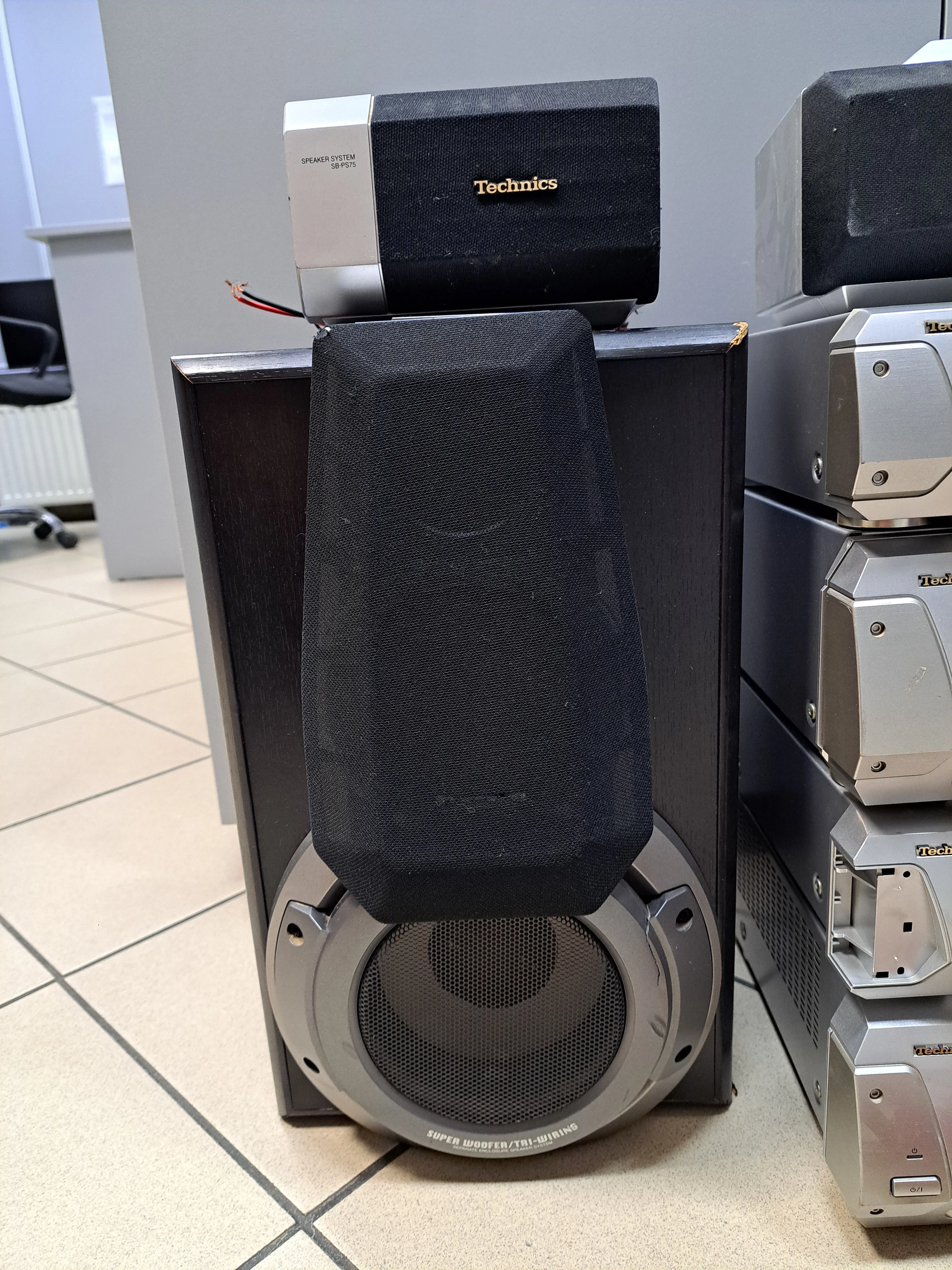 wieza-technics-sc-eh760-glosniki-uszkodzona-na-czesci-cechy-dodatkowe-226246-1