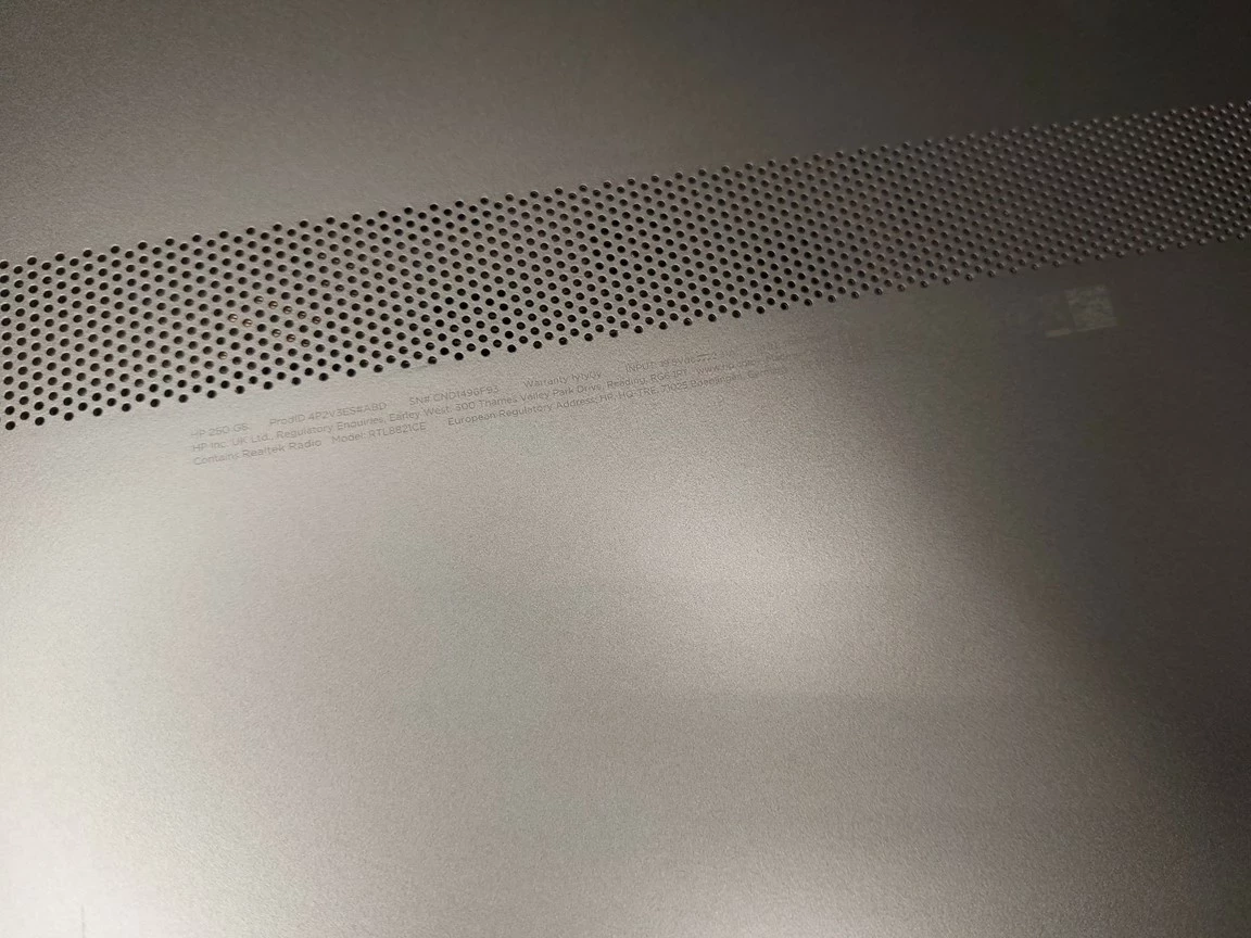 laptop-hp-250-g8-rtl8821ce-intel-core-silver-8gb-ram480-gb-stan-11323-2