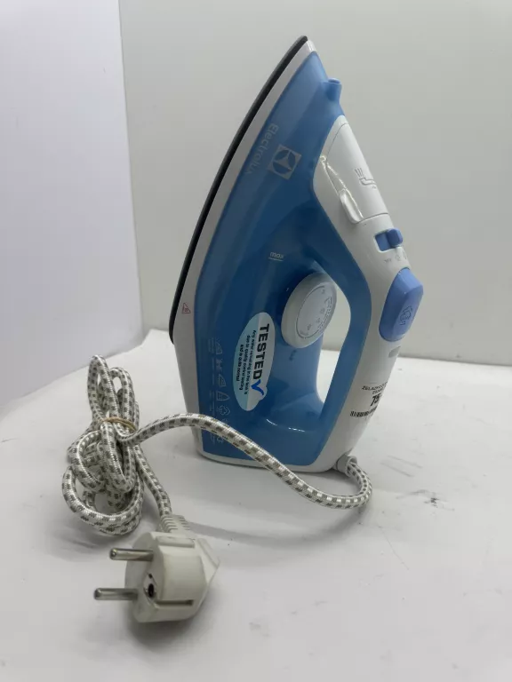ŻELAZKO ELECTROLUX ES2450_M23