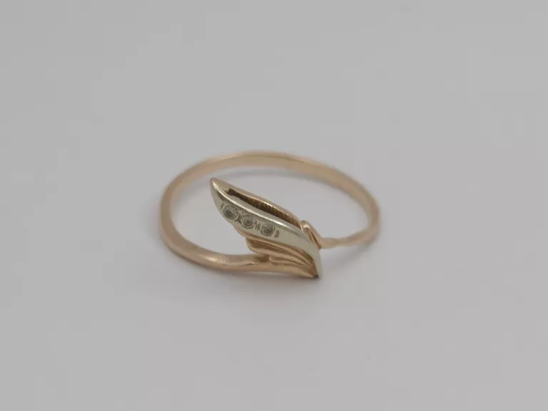 ZŁOTY PIERŚCIONEK - 585 14K R.17 1,70G