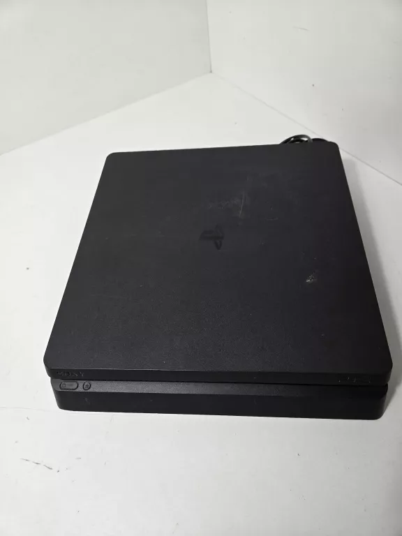 KONSOLA PS4 1TB CUH-1216B
