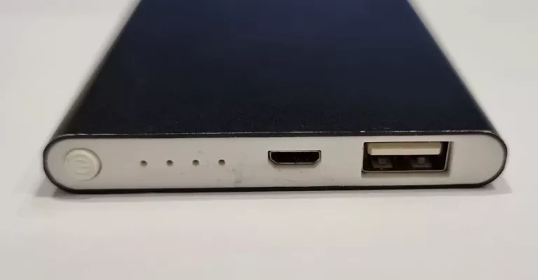 power-bank-4000-mah-mob-mo8735-czarny-slowackiego-11-wieliczka