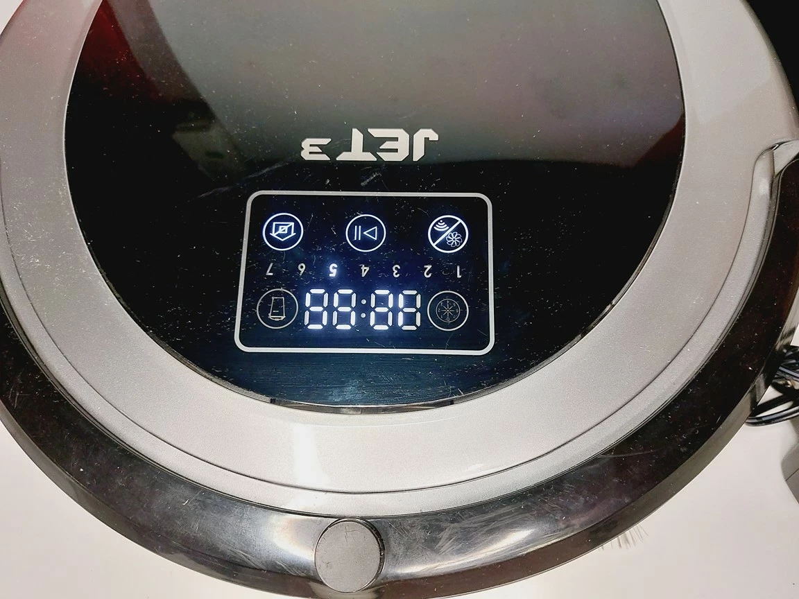 odkurzacz-robot-sprzatajacy-welmax-jet-3-stacja-ladowarka-czas-ladowania-120