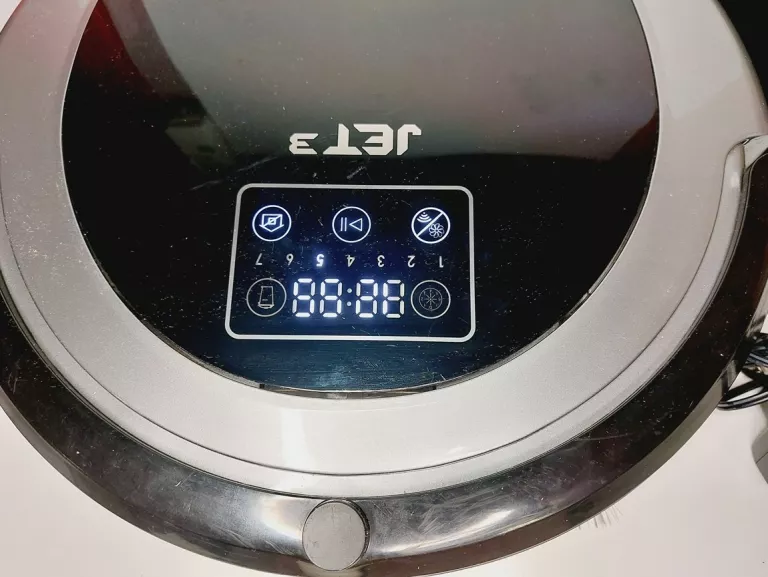 odkurzacz-robot-sprzatajacy-welmax-jet-3-stacja-ladowarka-czas-ladowania-120