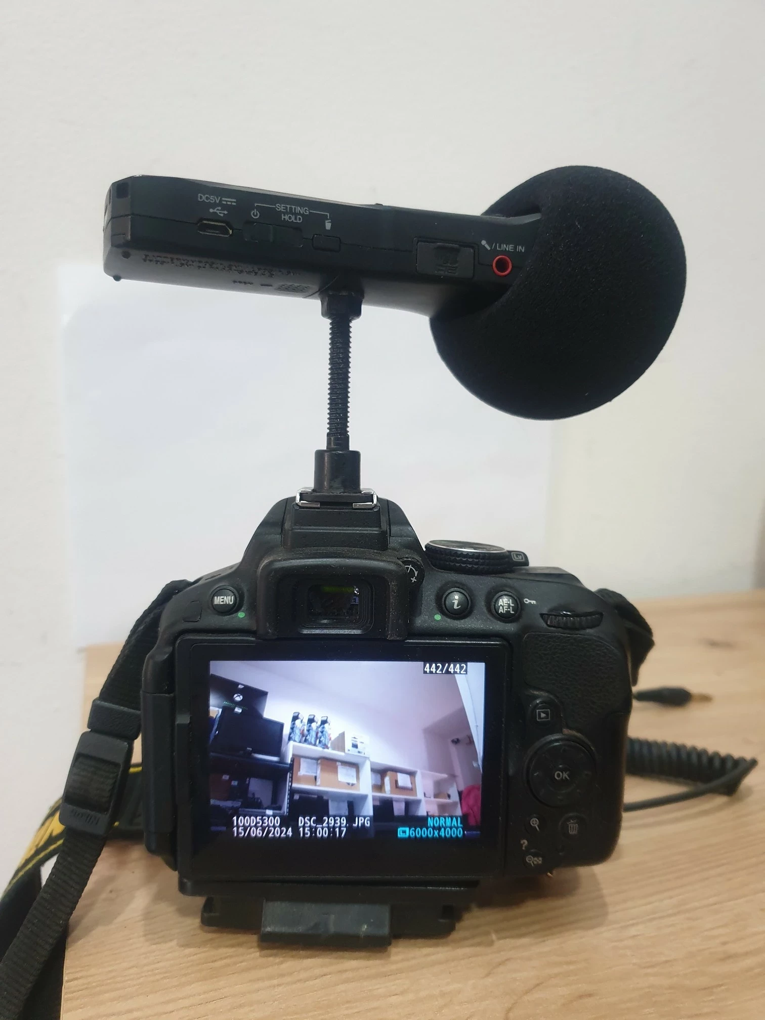 aparat-nikon-d5300-nikkor-18-105mm-135-56g-ed-zoom-h1n-przebieg-4863-stabilizacja-14349-4