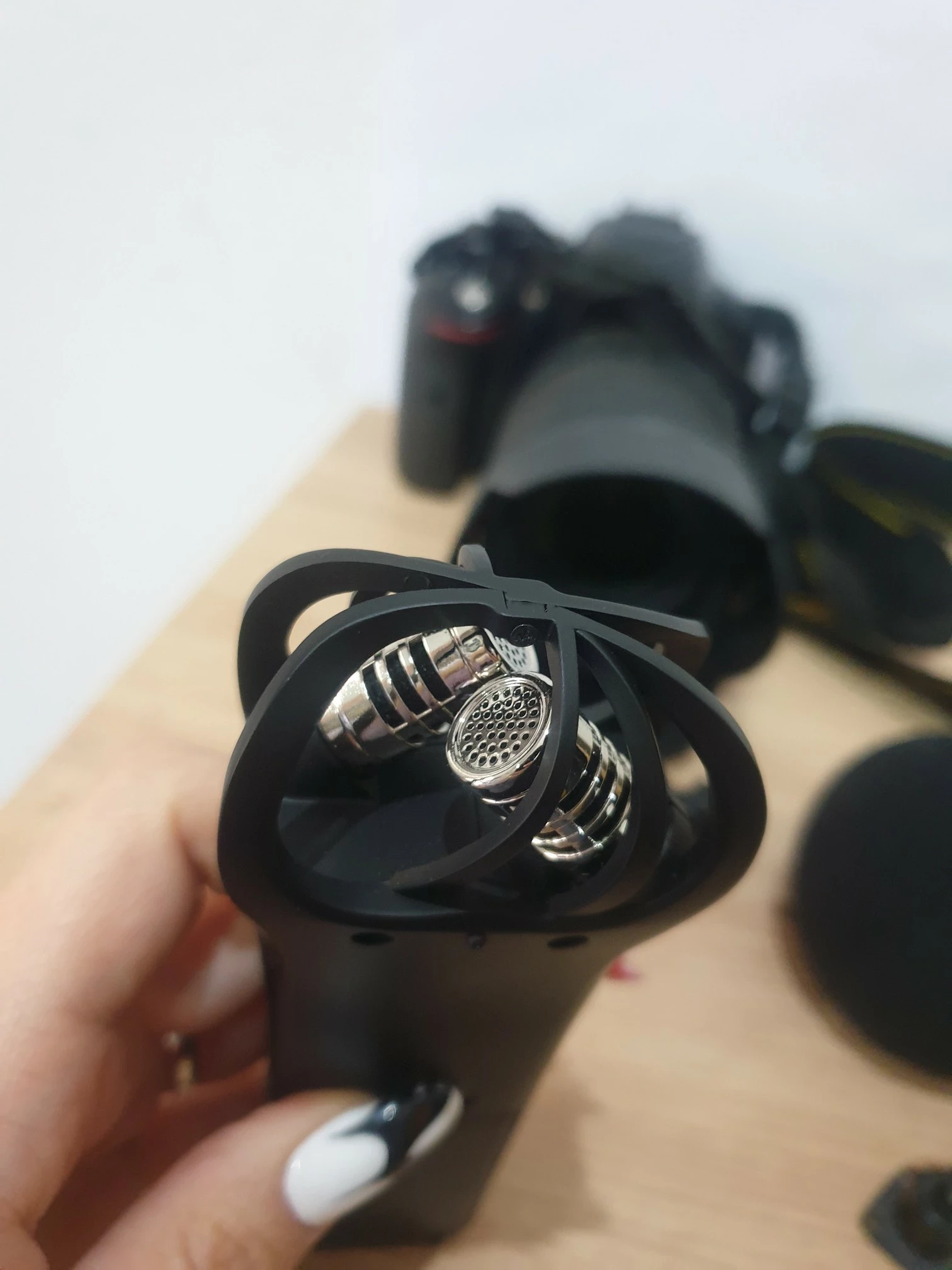 aparat-nikon-d5300-nikkor-18-105mm-135-56g-ed-zoom-h1n-przebieg-4863-model-d5300