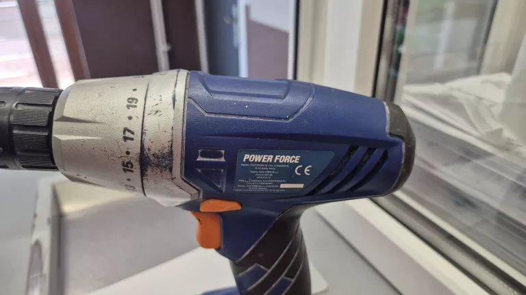 WKRĘTARKA POWER FORCE 18V