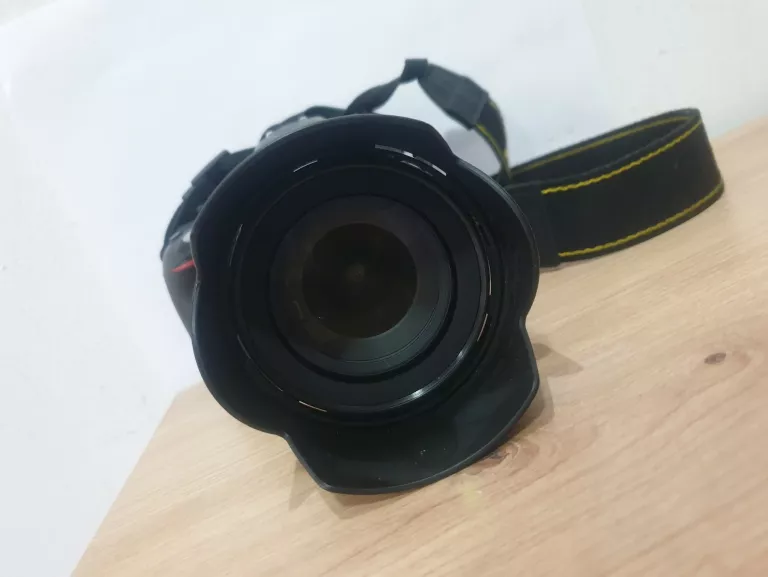 aparat-nikon-d5300-nikkor-18-105mm-135-56g-ed-zoom-h1n-przebieg-4863-stan-11323-2