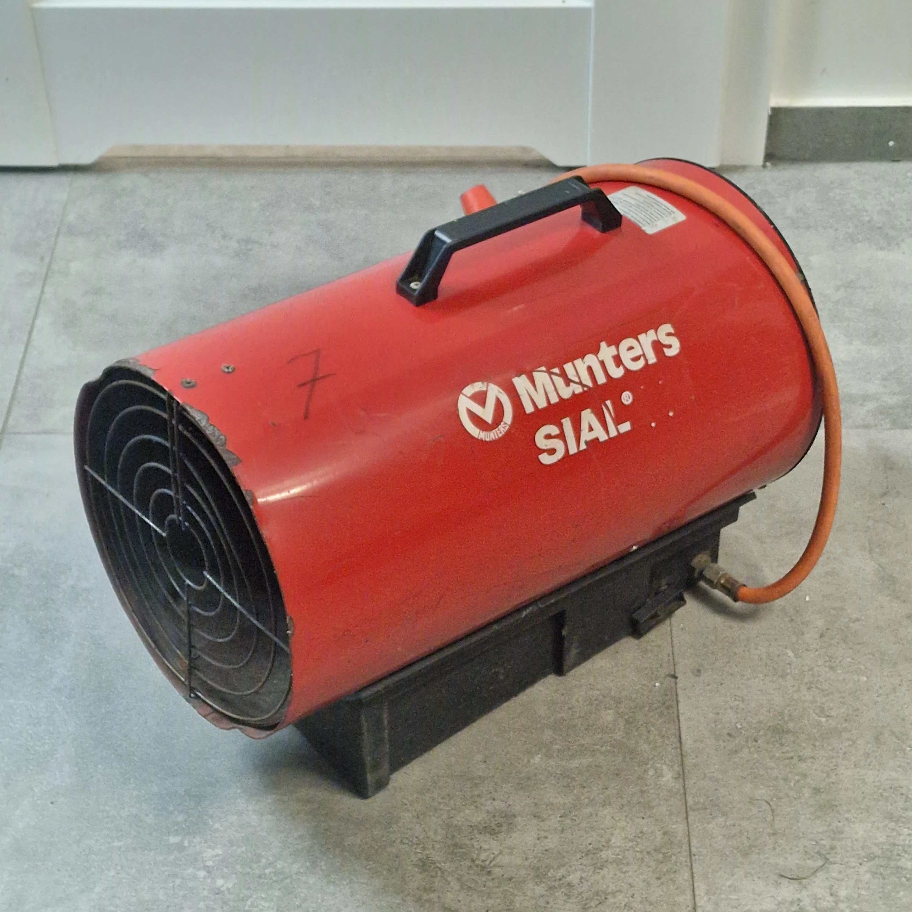 nagrzewnica-gazowa-munters-sial-kid30m-wojska-polskiego-44-bytow