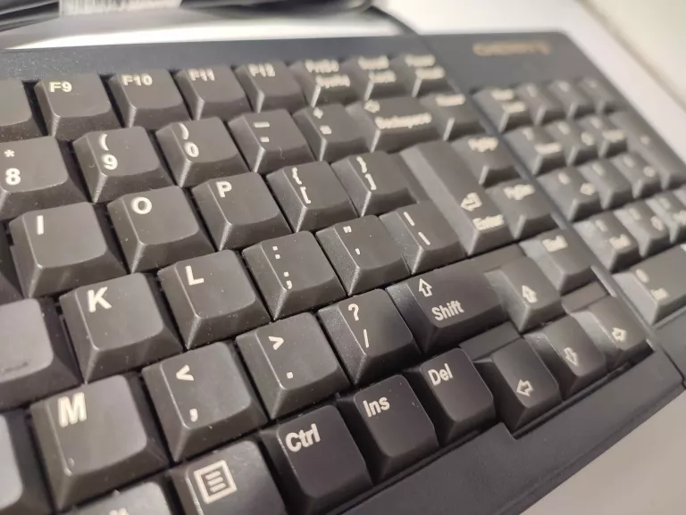 KLAWIATURA MECHANICZNA CHERRY G84-5200
