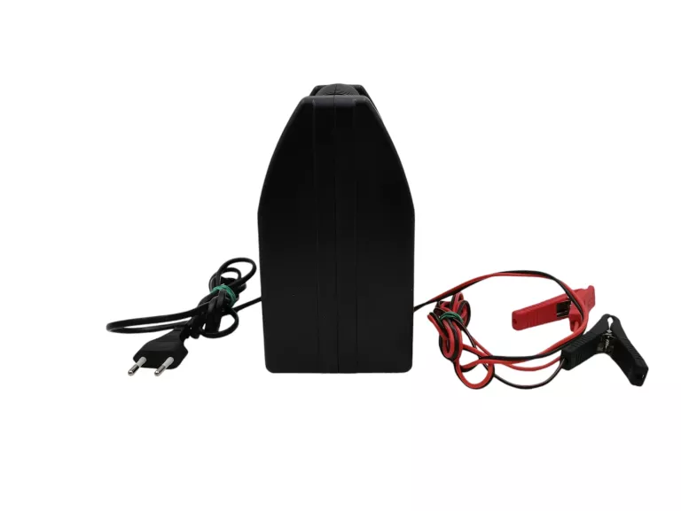 ŁADOWARKA DO AKUMULATORÓW BOTTARI 6/12V 230V 8 AMP