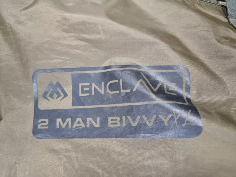 MIKADO NAMIOT KARPIOWY 2MAN ENCLAVE BIVVY XL Z NARZUTĄ