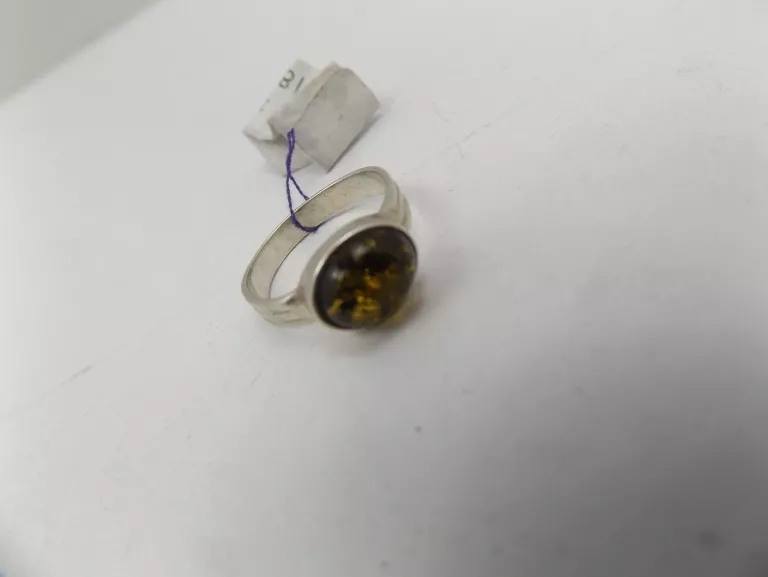 SREBRO -ZIELONY BURSZTYN PIERŚCIONEK P925 W 2,55G SZEROKI