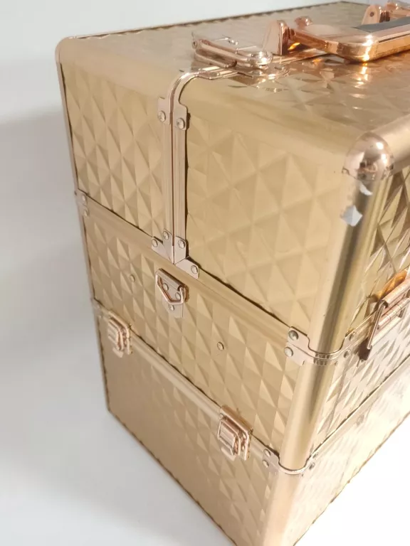 kuferek-na-kosmetyki-ean-gtin-5906400040316