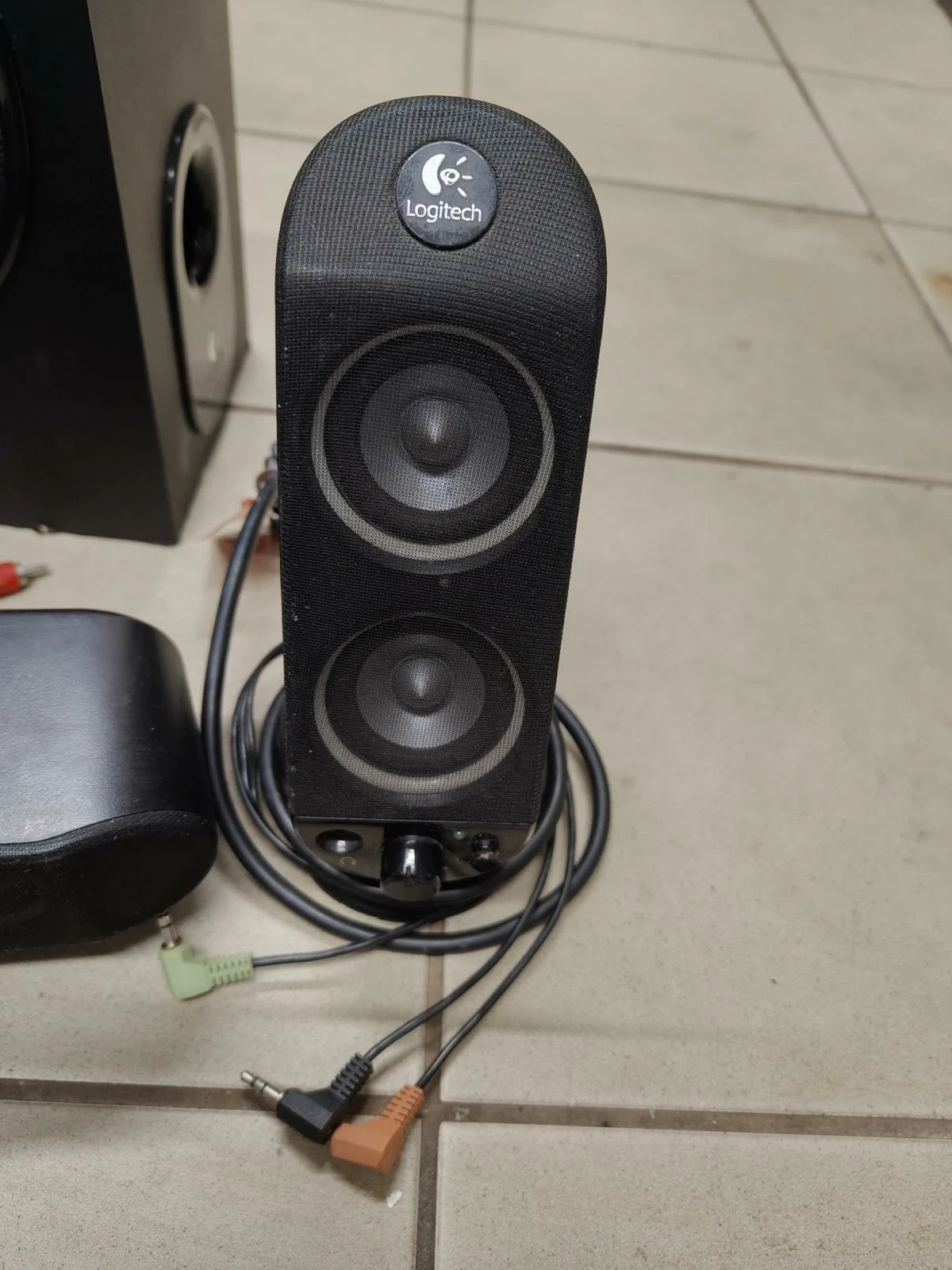 glosniki-logitech-x-530-zestaw-51-rodzaj-zestawu-18163-4