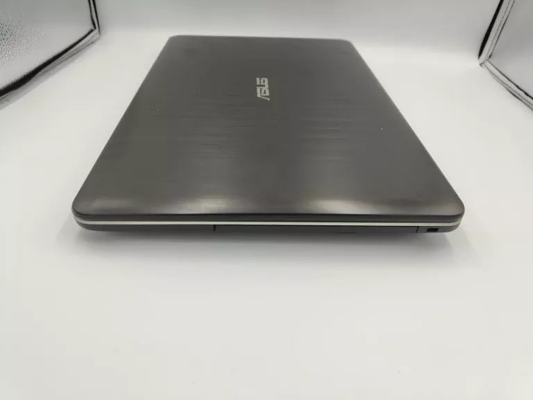 LAPTOP ASUS VIVOBOOK F540M PENTIUM SILVER N5000 4GB RAM SSD 256GB