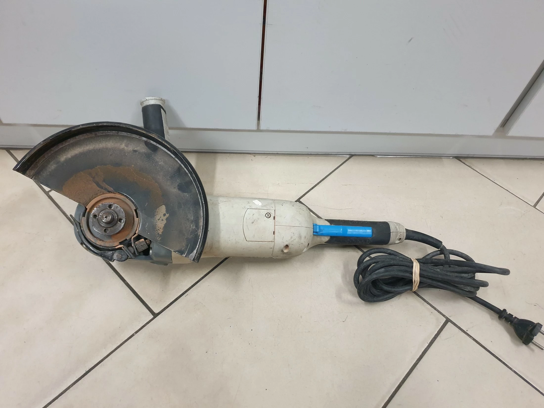 szlifierka-katowa-duza-macallister-msag2000gl-2000w-marka-128608-655585