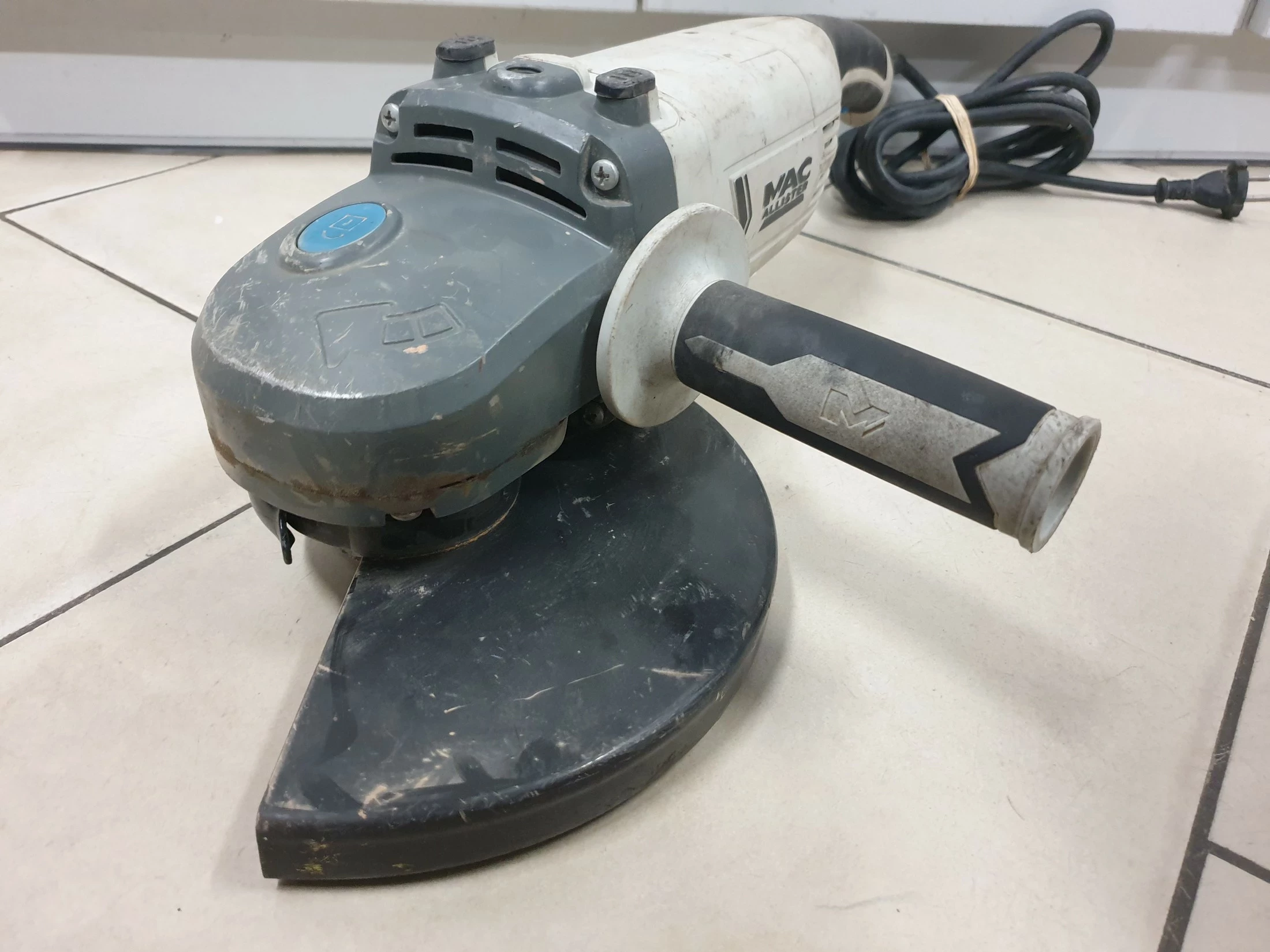 szlifierka-katowa-duza-macallister-msag2000gl-2000w-stan-11323-2