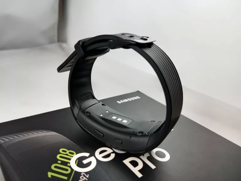 SAMSUNG GEAR FIT 2 PRO