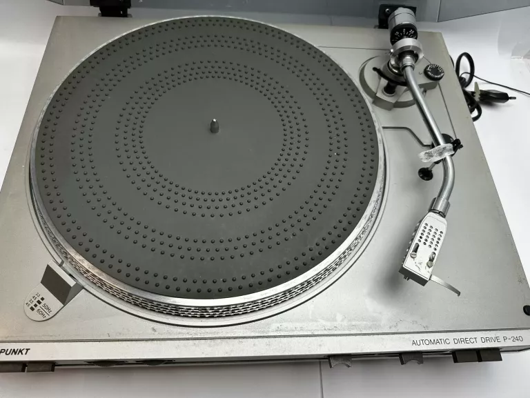 GRAMOFON BLAUPUNKT P-240