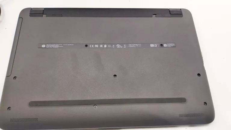 LAPTOP HP 250 G5 15,6 /4 GB RAM/ INTEL CELERON N3060