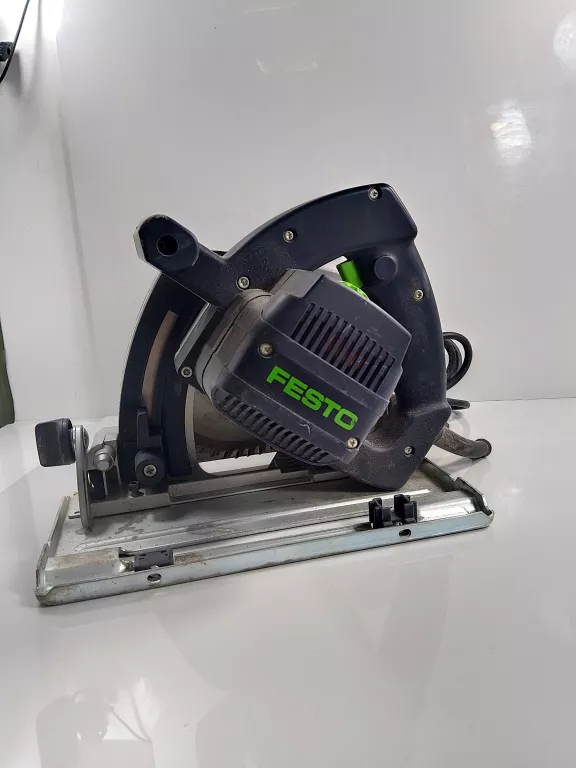 FESTOOL ZAGŁĘBIARKA TS 55 RQ-PLUS-FS 1050W WALIZKA
