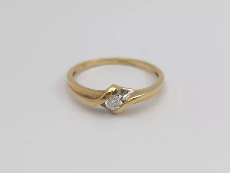 ZARĘCZYNOWY ZŁOTY PIERŚCIONEK Z DIAMENTEM - 585 14K R.19 2,14G CERT