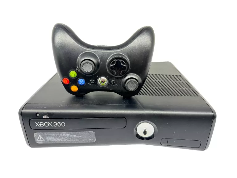 KONSOLA XBOX 360 250GB PAD