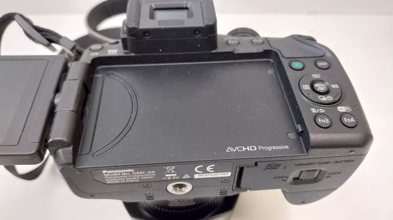 APARAT FOTOGRAFICZNY PANASONIC DMC-G6K KORPUS + OBIEKTYW CZARNY