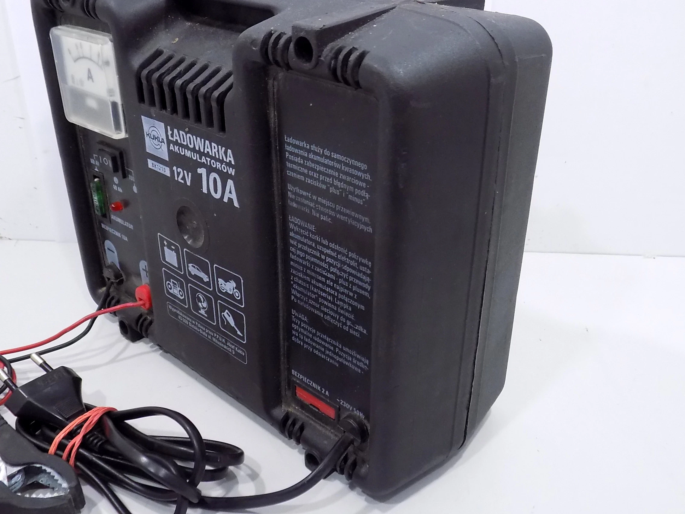 prostownik-ladowarka-kukla-12v-10a-bk1210-stan-11323-2