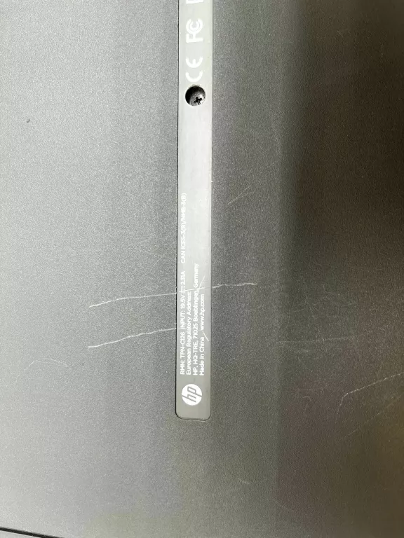 LAPTOP HP HQ-TRE 71025 OPIS