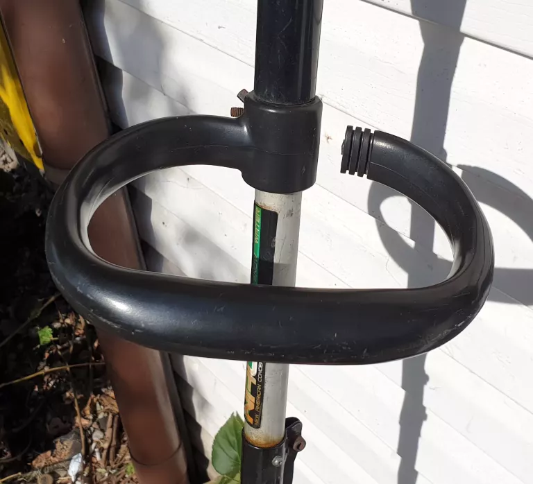 kosa-spalinowa-podkaszarka-nac-model-nqe-3spk-250b-1km-szerokosc-38cm-kod-producenta-40075