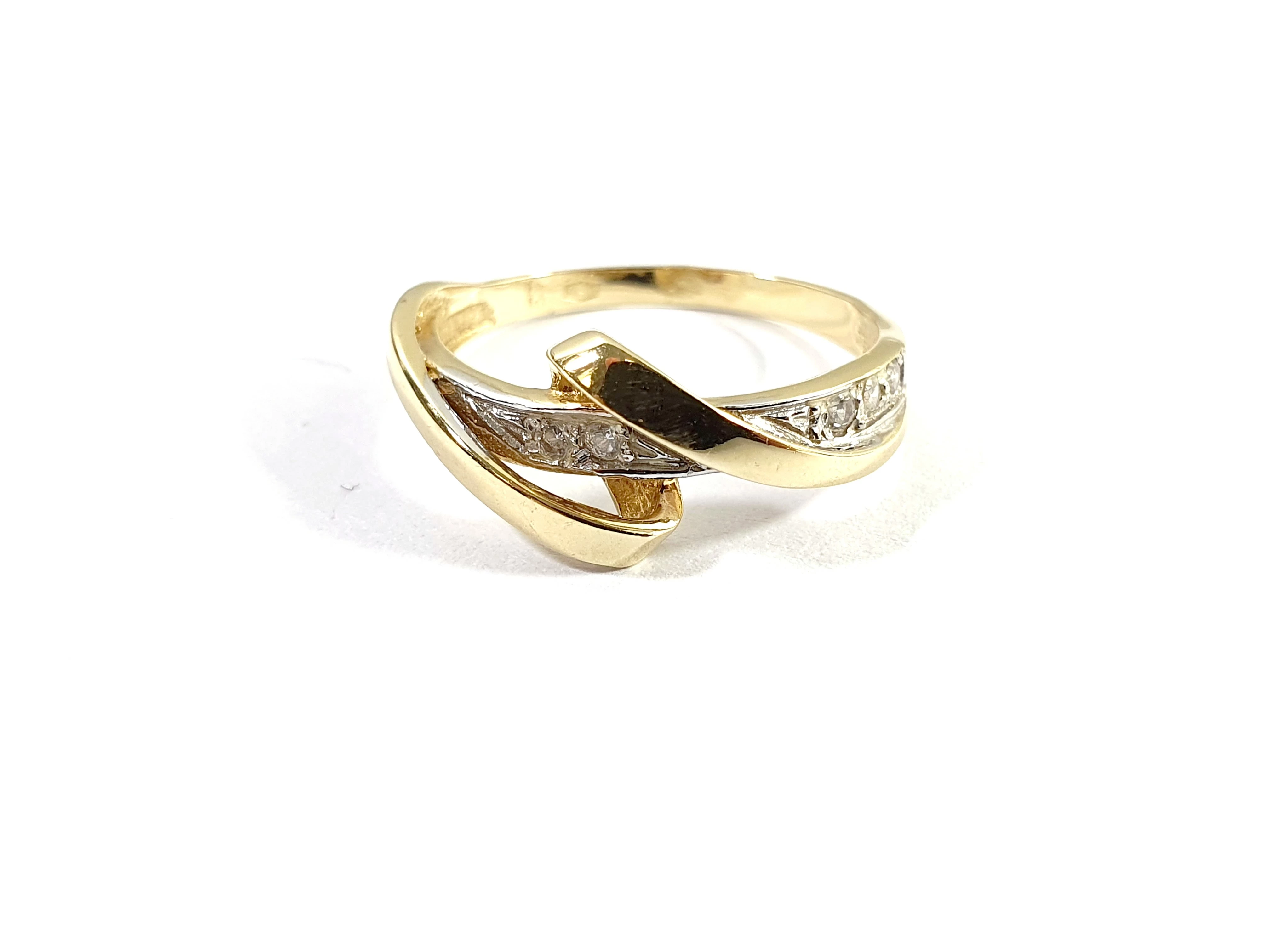 piekny-zloty-pierscionek-z-cyrkoniami-585-r13-229g-warszawska-28-kwidzyn