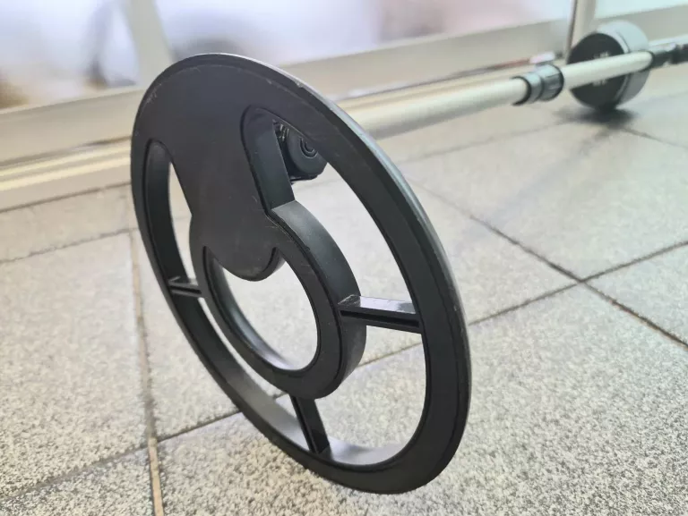 WYKRYWACZ METALI METAL DETECTOR GC-1036
