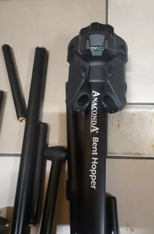 STANOWISKO KARPIOWE ANACONDA BENT HOPPER POD+POKROWIEC