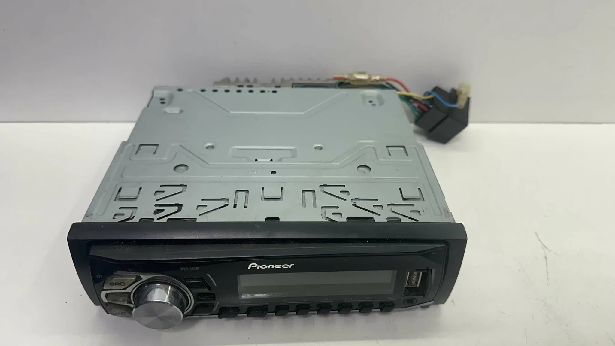 radio-samochodowe-pioneer-mvh-160ui-stan-11323-2