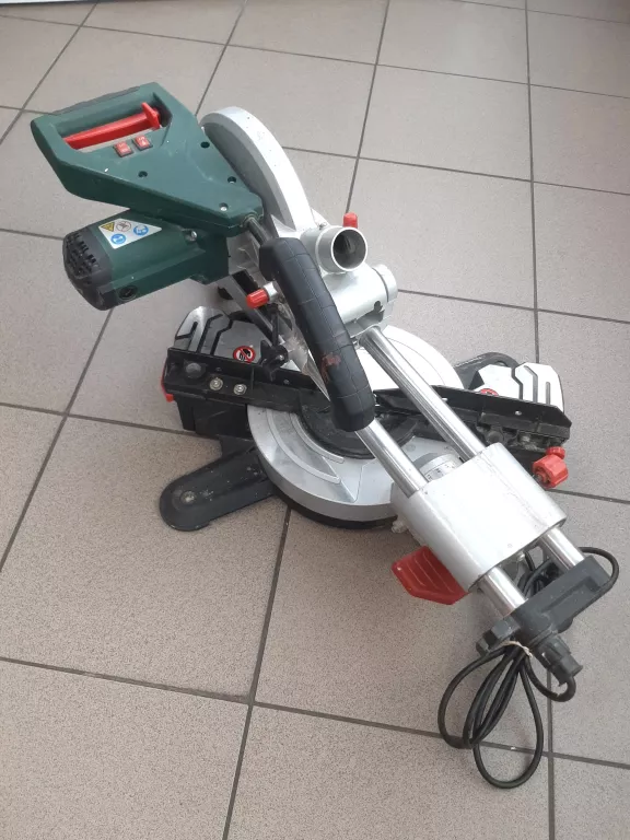 PIŁA UKOŚNICA METABO KGS 216 M
