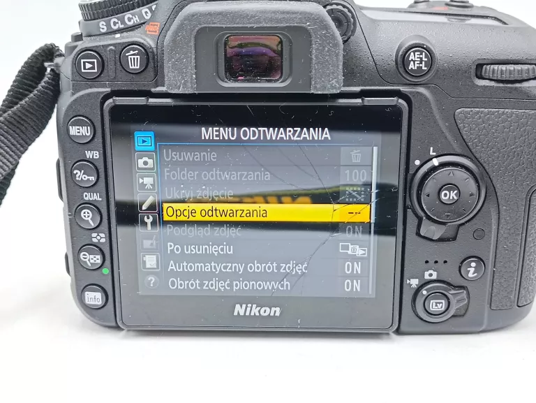 LUSTRZANKA NIKON D7500 BODY