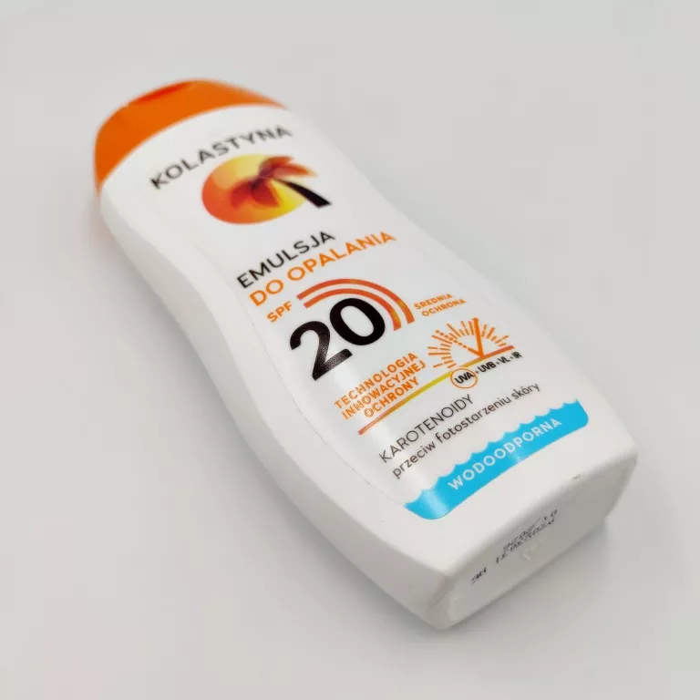 kolastyna-sun-emulsja-do-opalania-wodoodporna-spf-20-200-ml-stan-11323-1