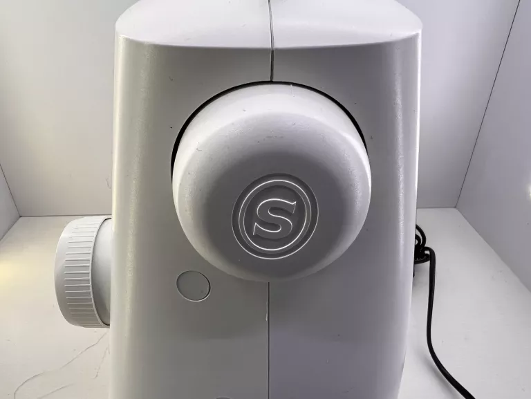 MASZYNA DO SZYCIA SINGER M320L KOMPLET