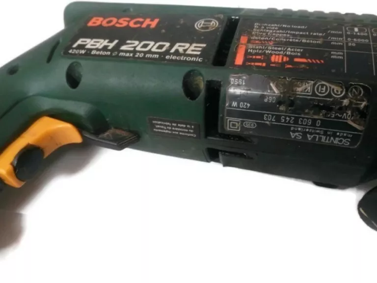 MŁOTOWIERTARKA BOSCH HAMMER PBH 200RE