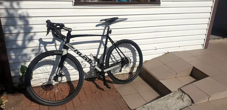 ROWER KOLARZOWY GRAVEL ROMET MODEL ASPRE A1 ROZMIAR XL RAMA 22' KOŁA 25'