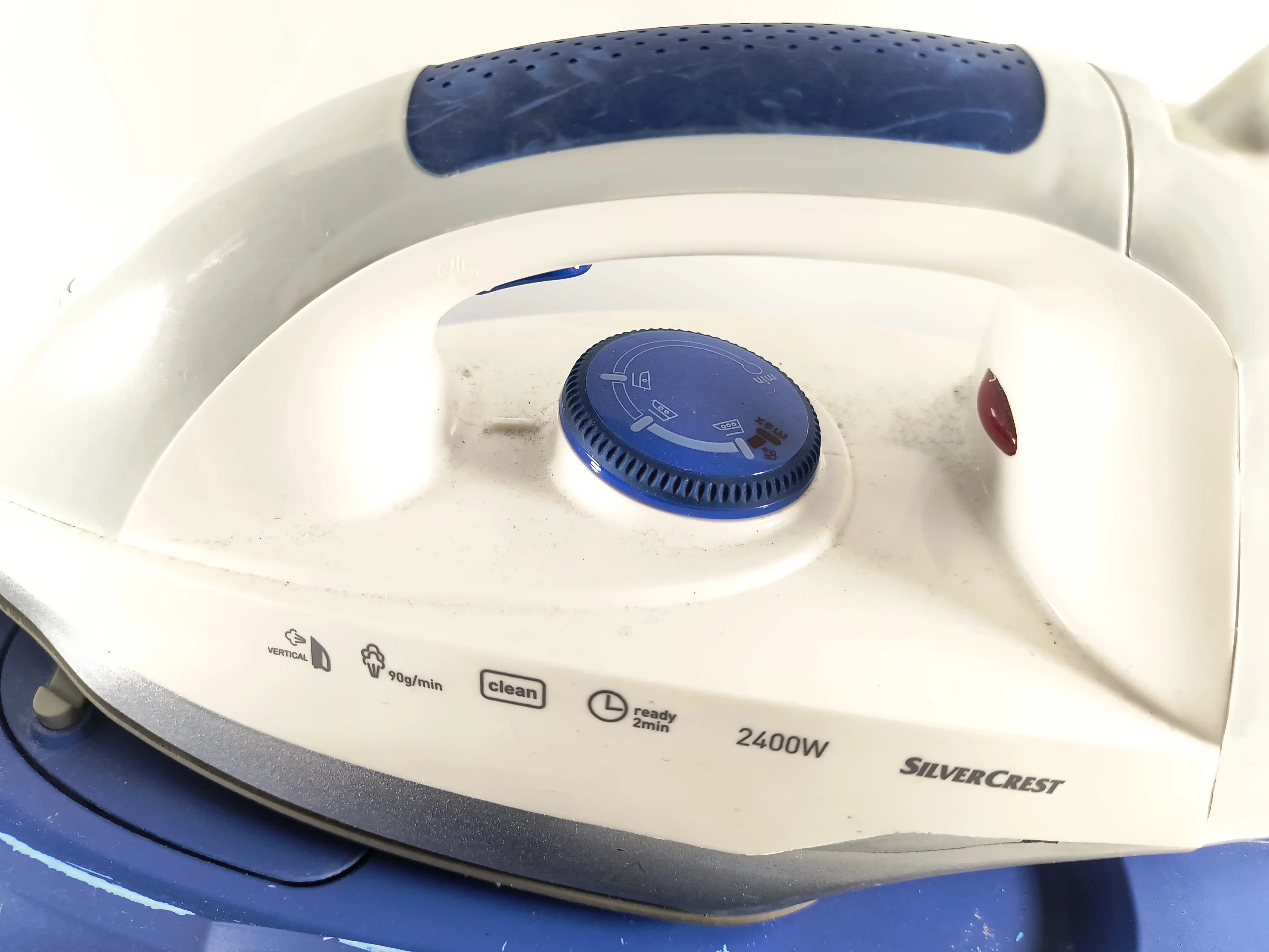 stacja-parowa-zelazko-silvercrest-sdbs-2400-a1-bn-stan-11323-2