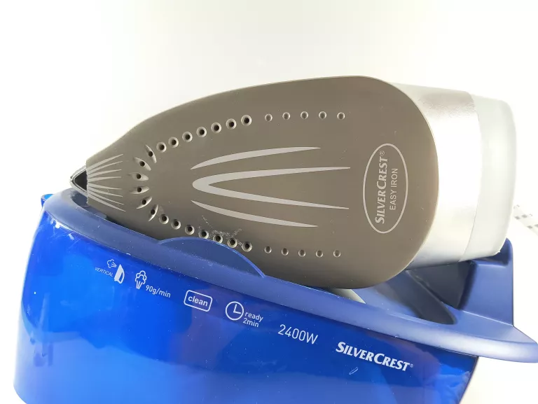 stacja-parowa-zelazko-silvercrest-sdbs-2400-a1-bn-kolor-dominujacy-129357-5