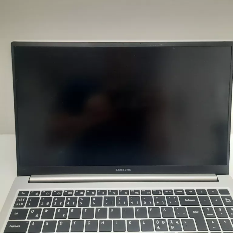 LAPTOP SAMSUNG GALAXY BOOK 3 NP750XDA