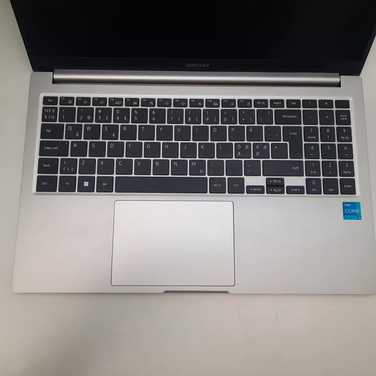 LAPTOP SAMSUNG GALAXY BOOK 3 NP750XDA