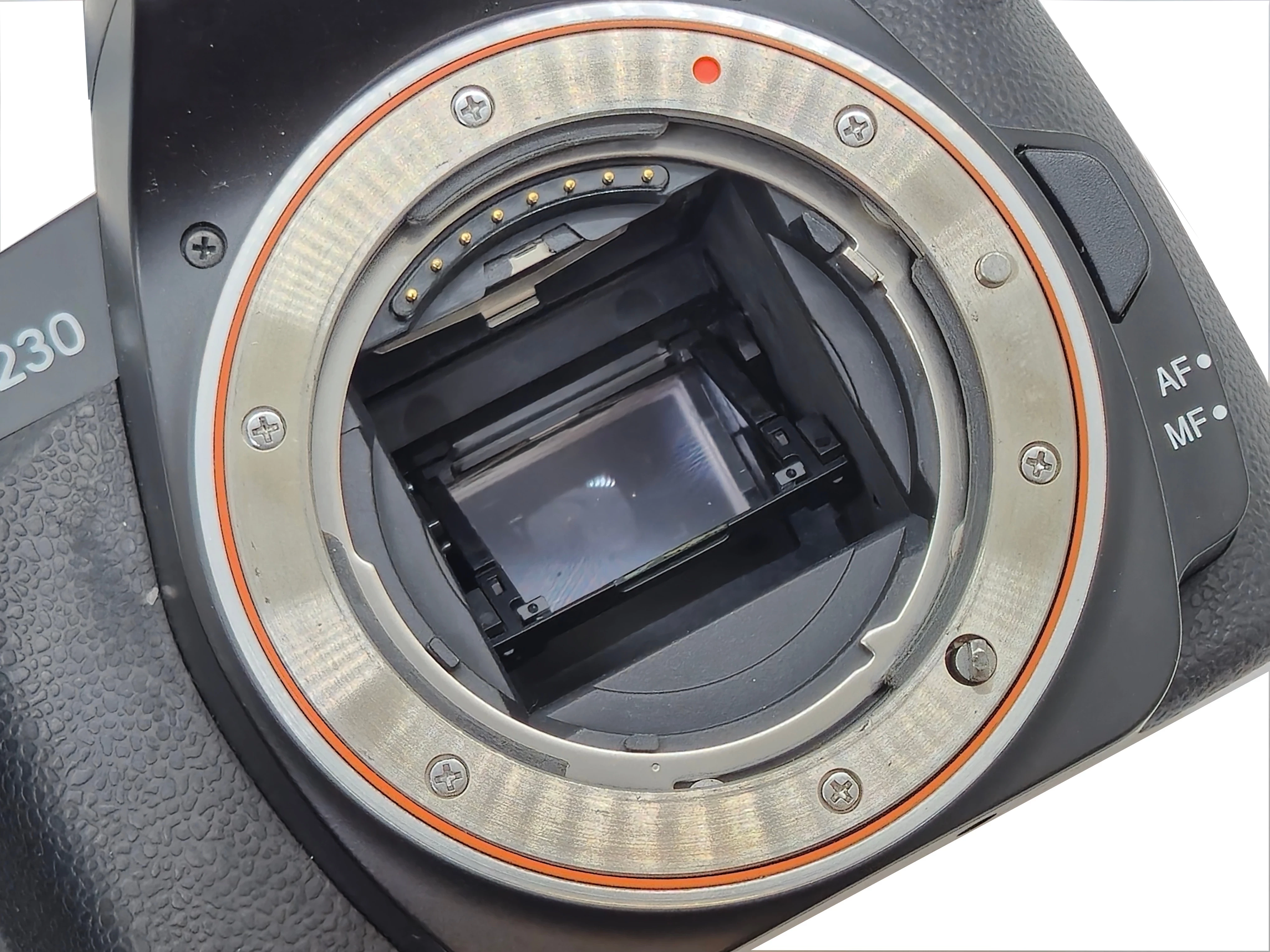 aparat-sony-alfa-dslr-a230-minolta-af-35-105-mm-102mpix-3060-zdjec-ean-gtin-7501450750062